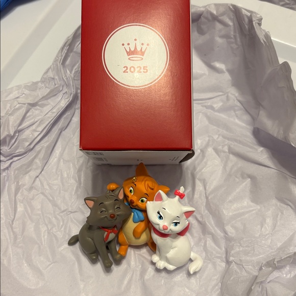 Disney 2025 Aristocats - Picture 8 of 8